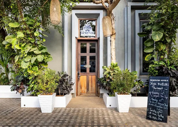 Reservoir, Yoga & Wellness Retreat Hotel