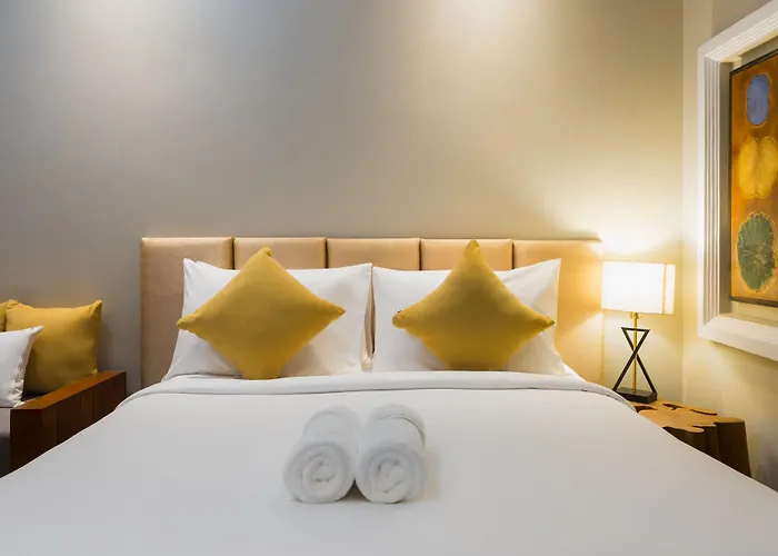 Reservoir, Yoga & Wellness Retreat Hotel